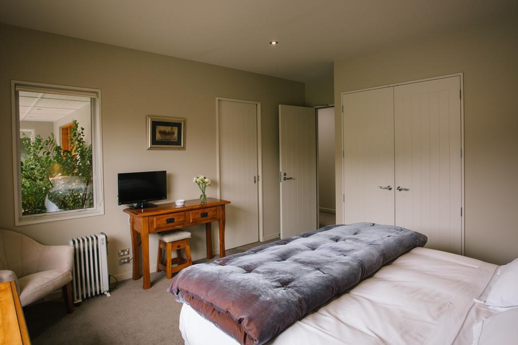 ริเวอร์วิว เทอเรซ ลักชัวรี เบด แอนด์ เบรคฟาสต์ Bed & Breakfast วานากา ภายนอก รูปภาพ