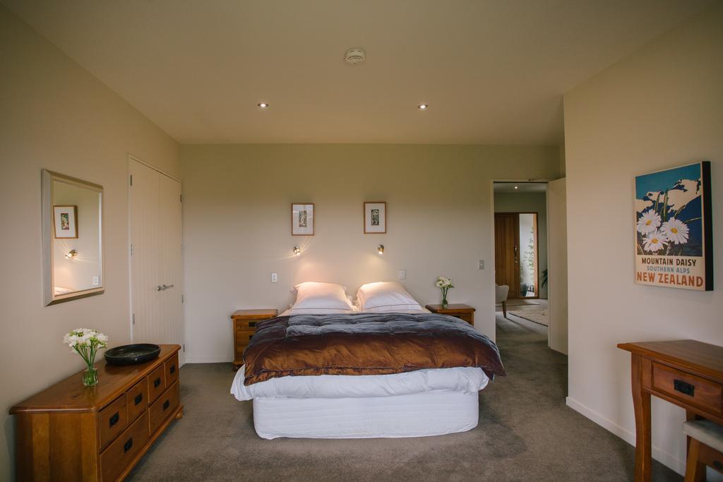 ริเวอร์วิว เทอเรซ ลักชัวรี เบด แอนด์ เบรคฟาสต์ Bed & Breakfast วานากา ภายนอก รูปภาพ